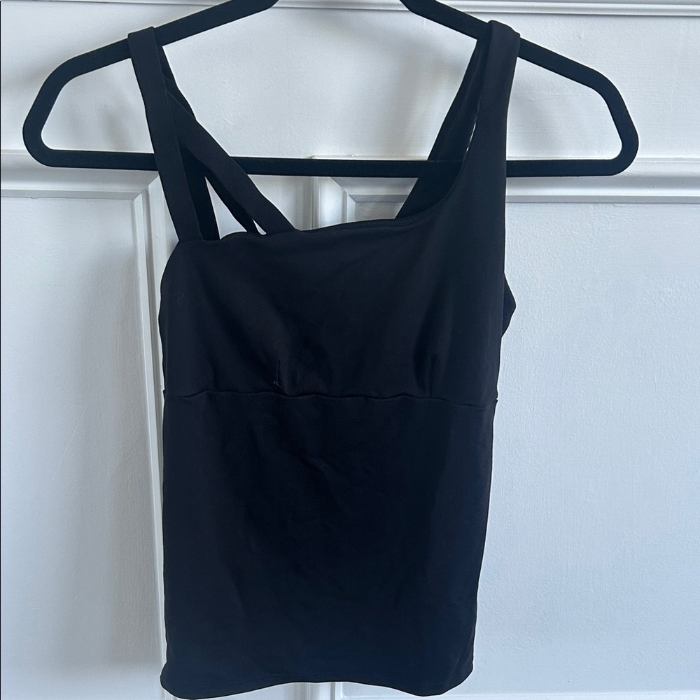 Black One-Shoulder Workout Tank